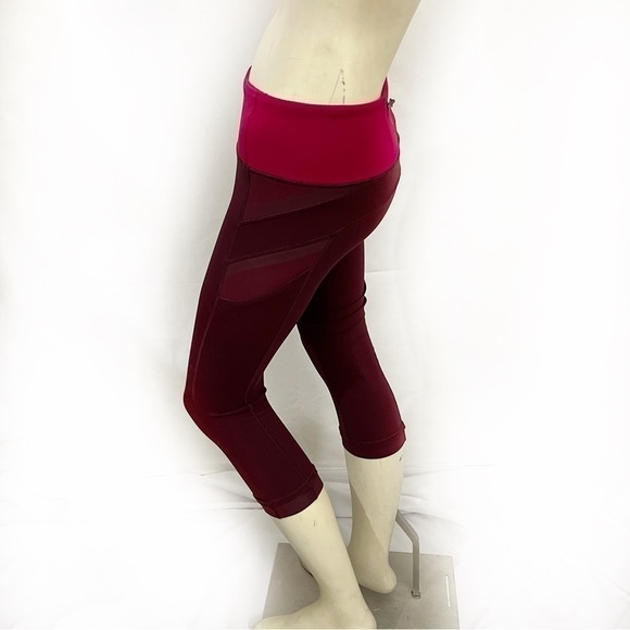 Lululemon Illumina Run Crop Bordeaux Drama Bumble berry Mesh Size 4 - Picture 3 of 9
